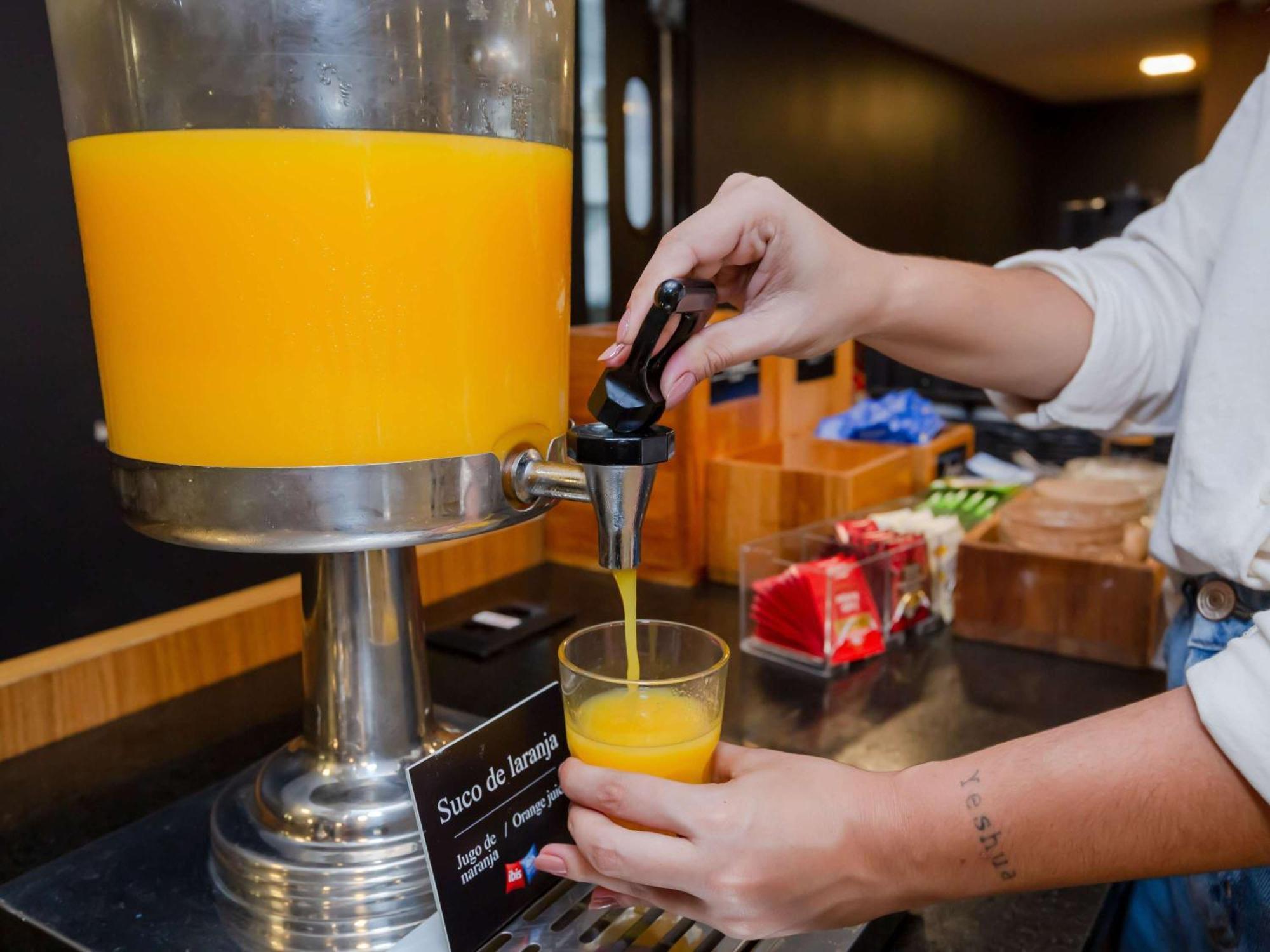 Ibis Budget Rio De Janeiro Nova America Luaran gambar